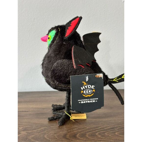 Target Hyde and Eek BATRICK Felt Halloween Bird 2024 - Picture 3 of 8